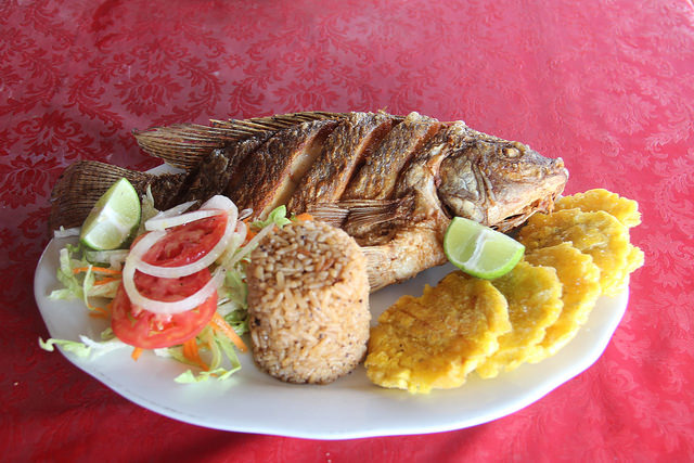 Coisas que você tem que comer na Colômbia - Arroz de coco